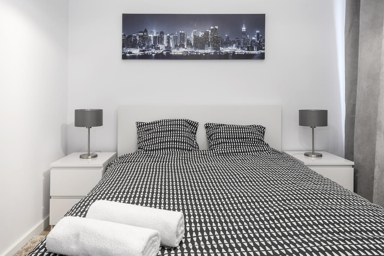 Executive Suites Moduo Warszawa Exteriör bild